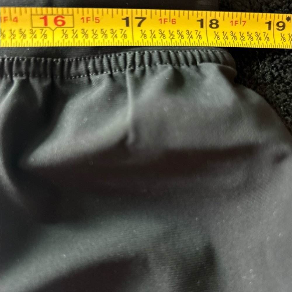 Lululemon Women’s Black Jogger Pants Size 14 Athleisure - Picture 8 of 9